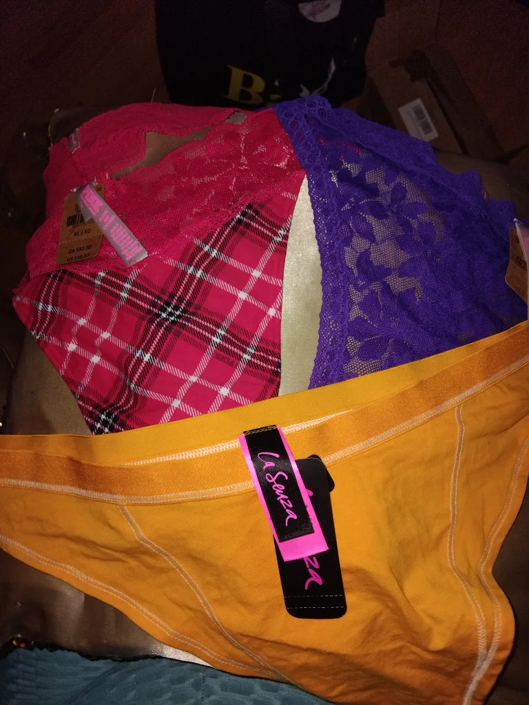La Senza, Victoria's Secret Underwear - XXL/XLG thumbnail