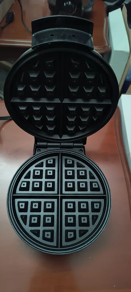 Oster Waffle Maker image indicator(2)