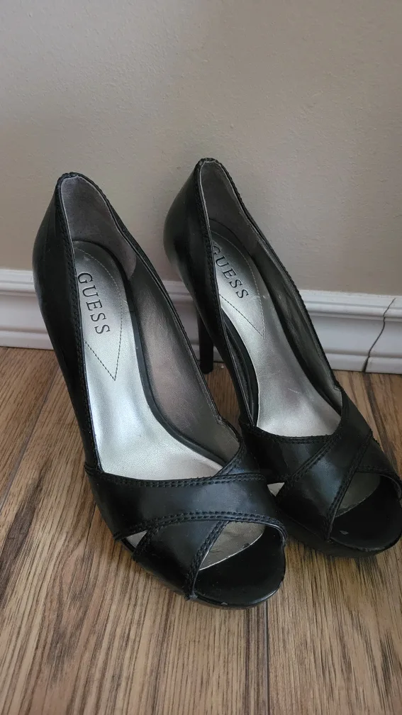 Guess Black Heels, Size 7🇨🇦 thumbnail