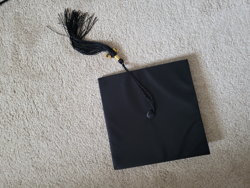 Halloween robe/Graduation Gown and Cap - photo 2