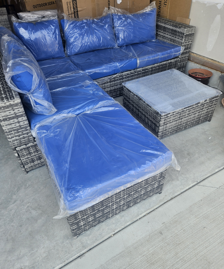 Brand New 4 pc Outdoor Sofa Sectional set. assembled - photo 3