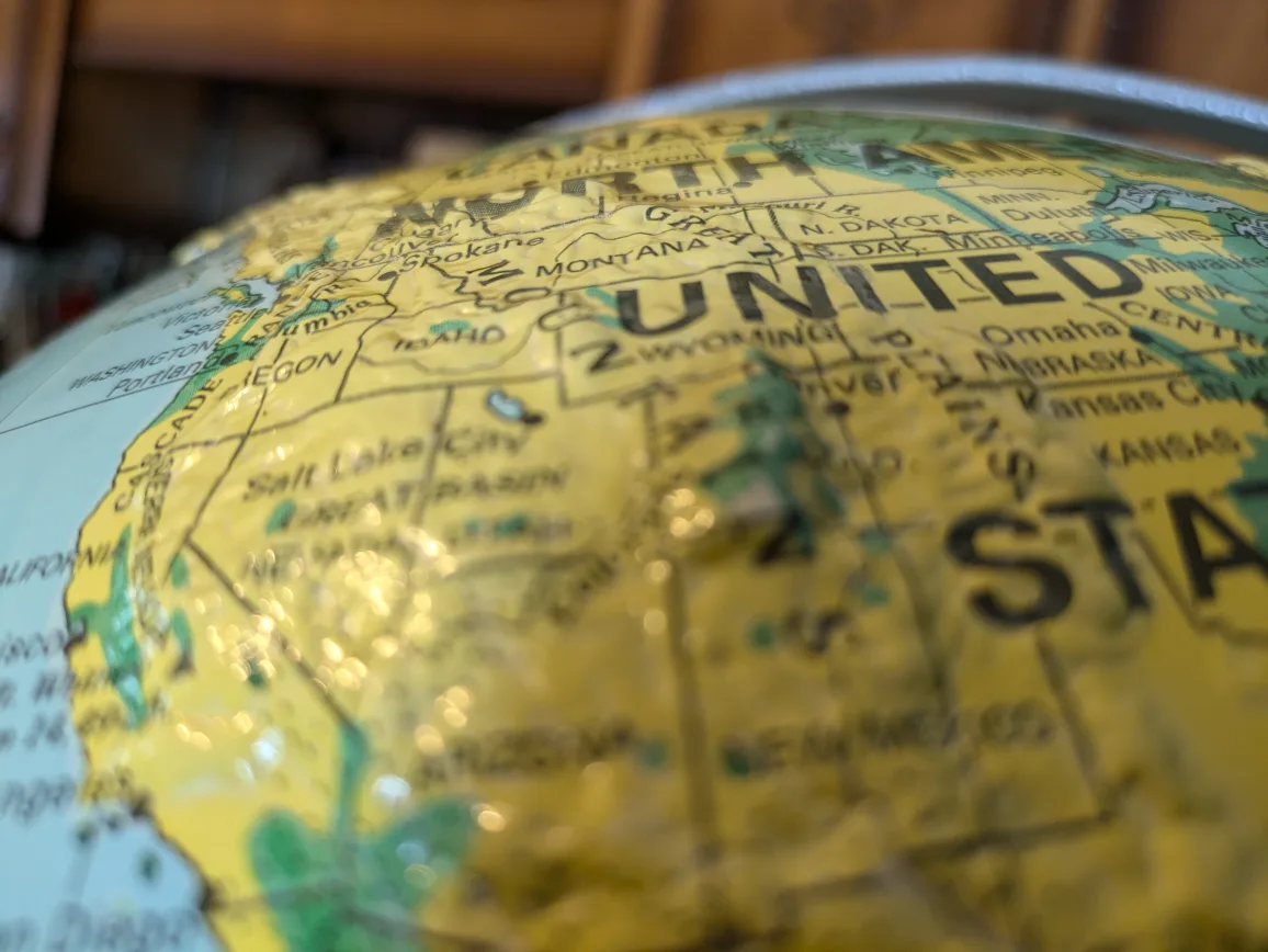 Nystrom Globe Sculptural and Dual Rotating Axis , 1995 image indicator(6)