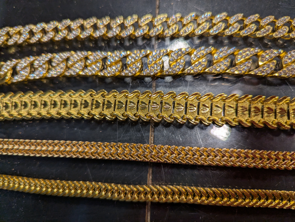 Brand New Gold-plated Bracelets plus Free bonus, downtown.
