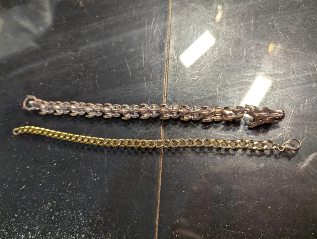 Brand New Gold-plated Bracelets plus Free bonus, downtown. image indicator(5)