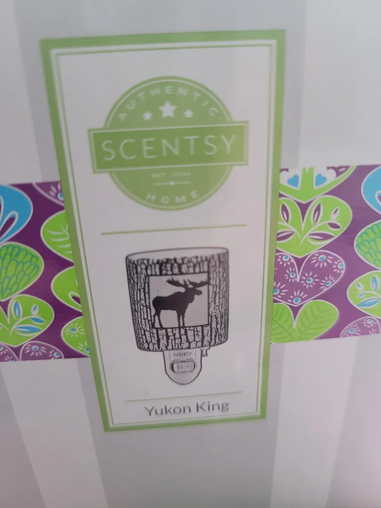 Scentsy Yukon King Warmer thumbnail