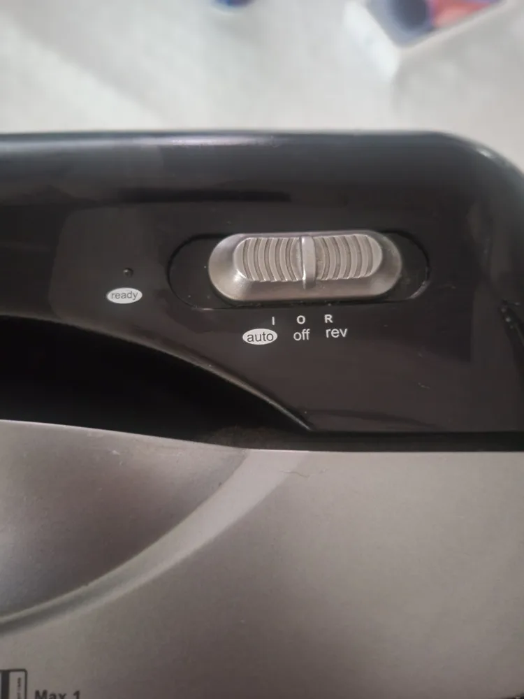 @ the office paper shredder AU675XB. image indicator(5)