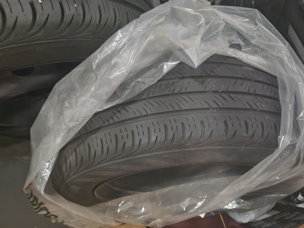Continental ProContact P205/55R16 Tire - photo 5