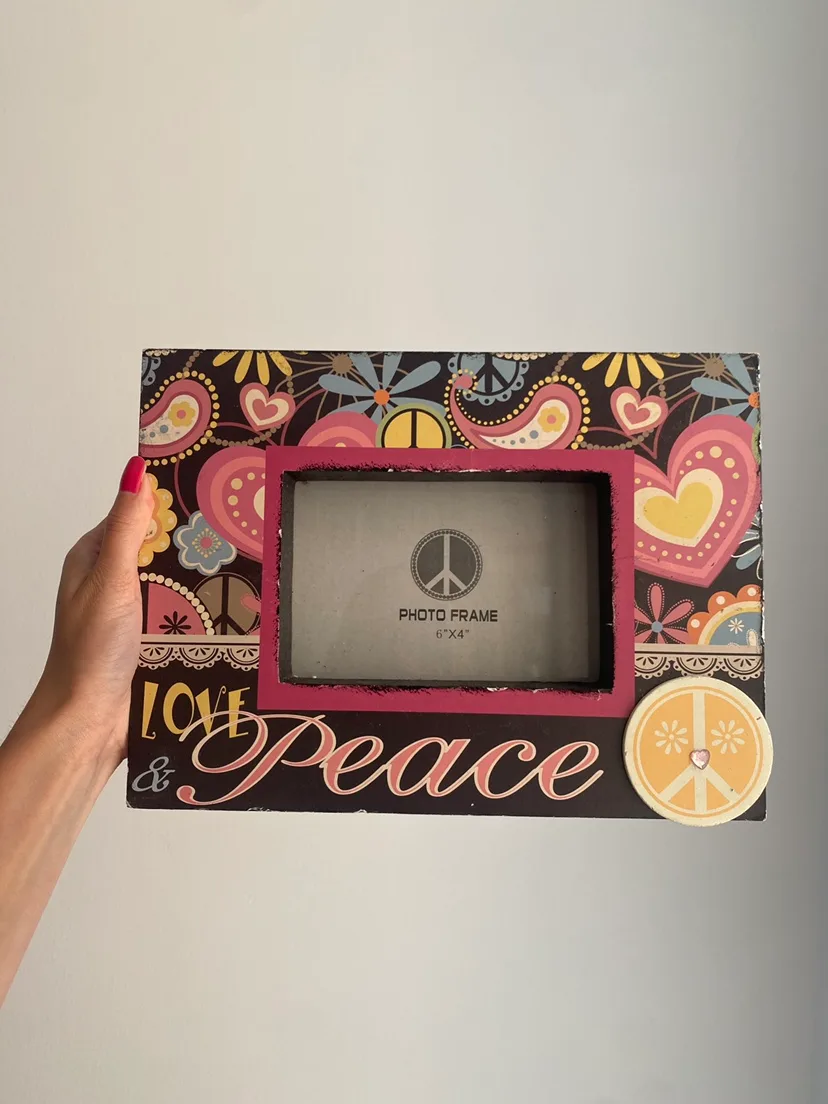 Love & Peace Photo Frame (6"x4") thumbnail