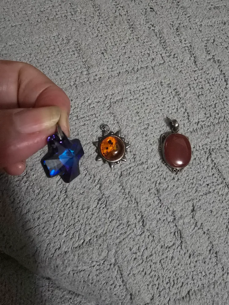 🇨🇦Pendants - Amber, Carnelian, Blue Crystal #thriftypicks image indicator(2)