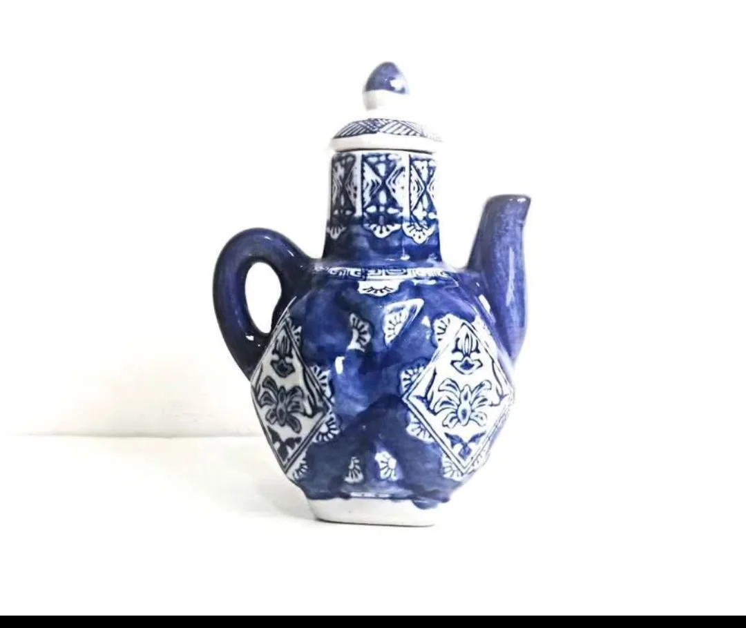 Teapot ~ Decorative Blue & White Ceramic Teapot ~ DécorKitchen thumbnail