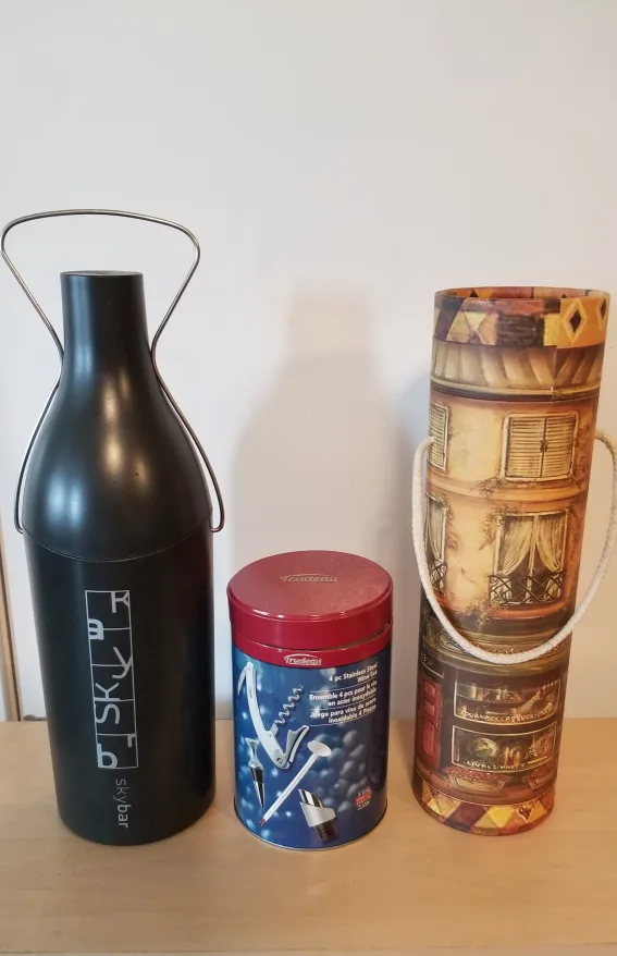 🇨🇦Skybar & Trudeau Wine Accessories Set.🍁 thumbnail