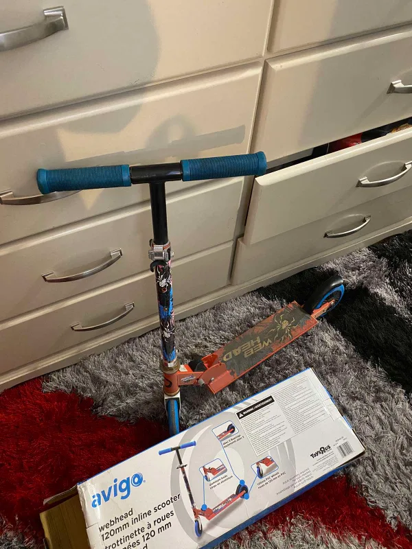 Avigo Webhead 120mm Inline Scooter thumbnail