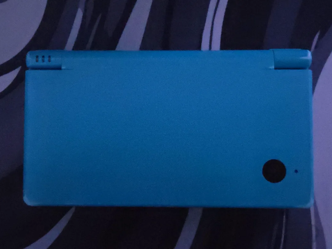 Nintendo DSi - Blue thumbnail