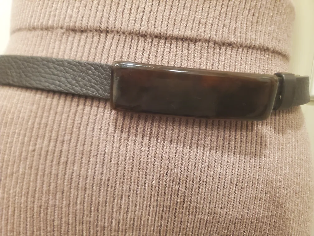 Banana Republic leather size small image indicator(2)