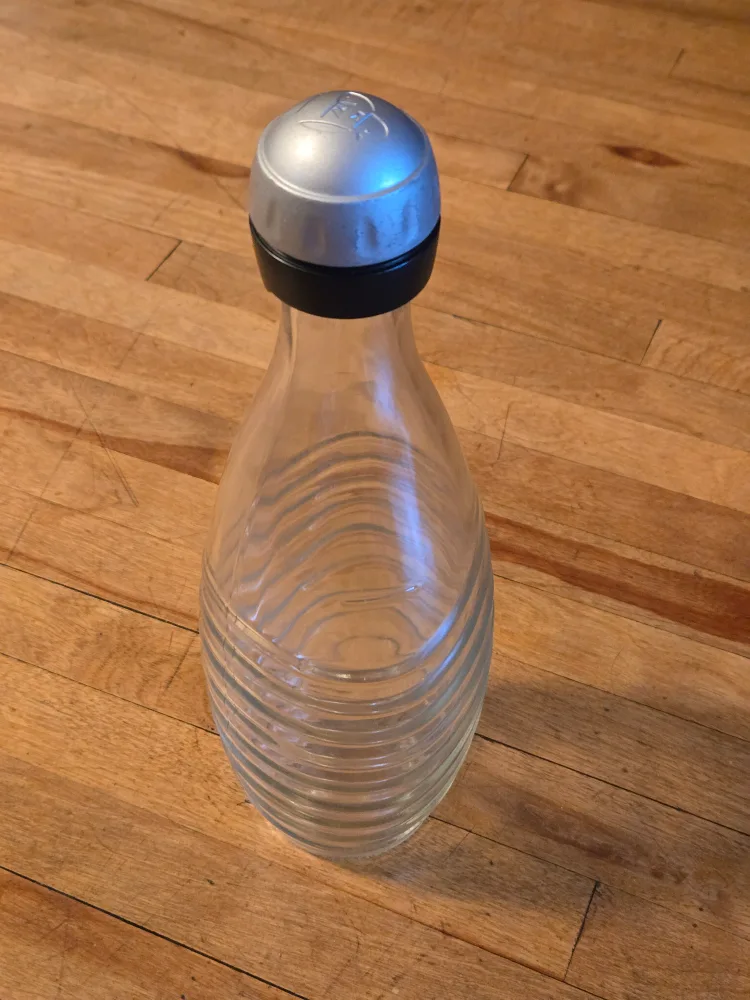 SodaStream Penguin glass bottle  (pickup Warden/Kingston) thumbnail