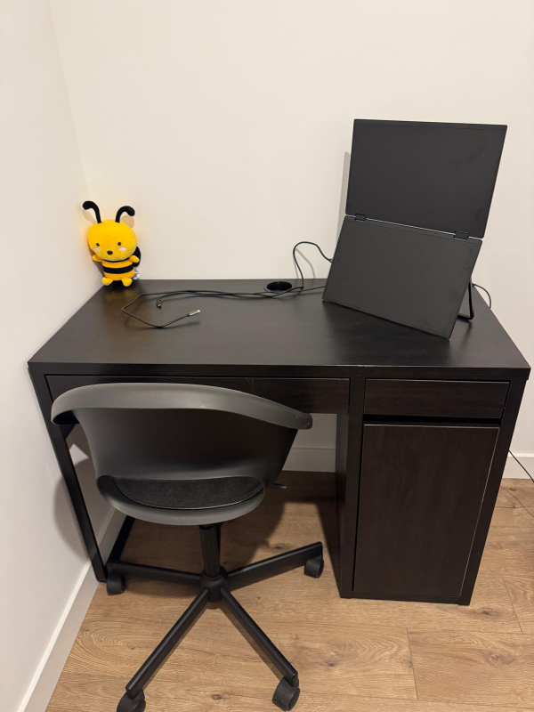 Black Desk and Grey Office Chair - photo 3