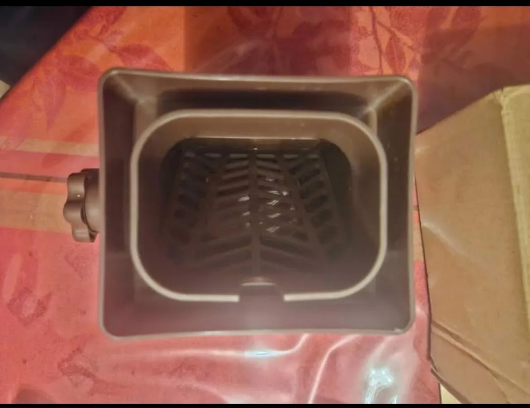 Downspout diverter (Brown) image indicator(4)