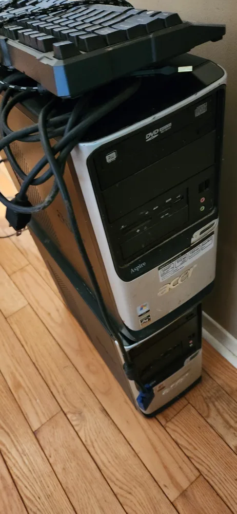 Acer Aspire Desktop PC🇨🇦 thumbnail