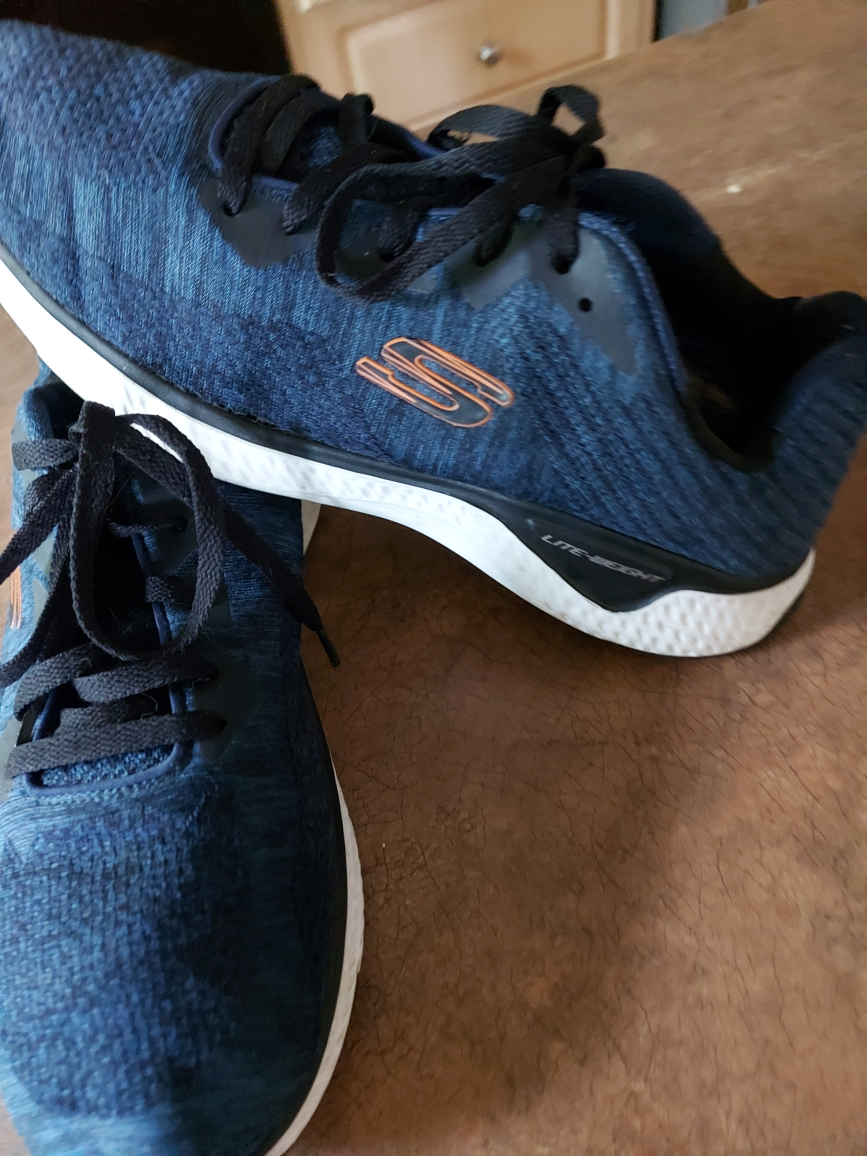Men's Sneaker Size 10 - photo 2