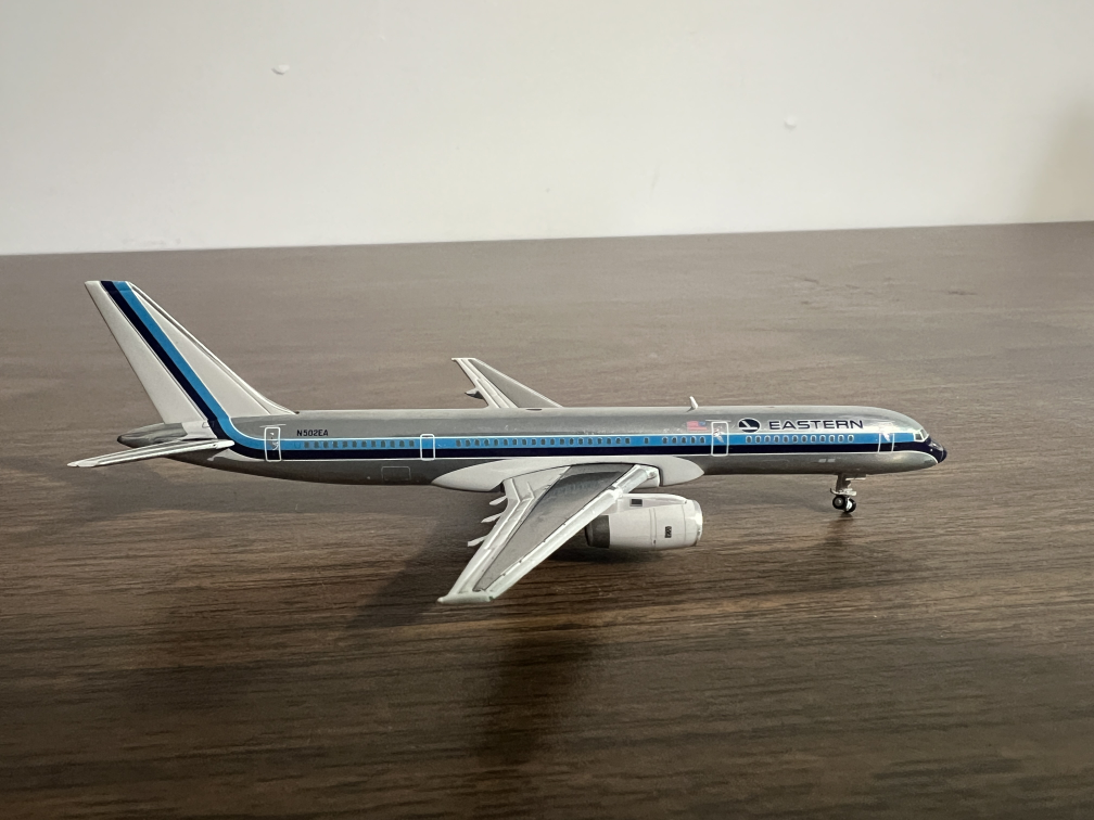 Gemini Jets 1:400 Boeing 757-200: Eastern Airlines - photo 4