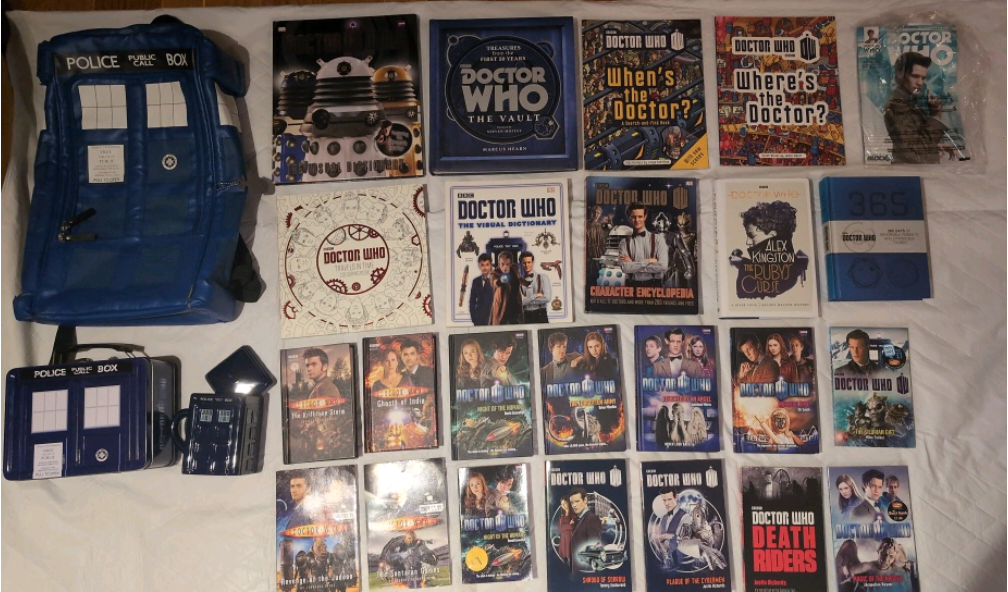 Doctor Who Books, Backpack, Lunchbox & Mug Bundle