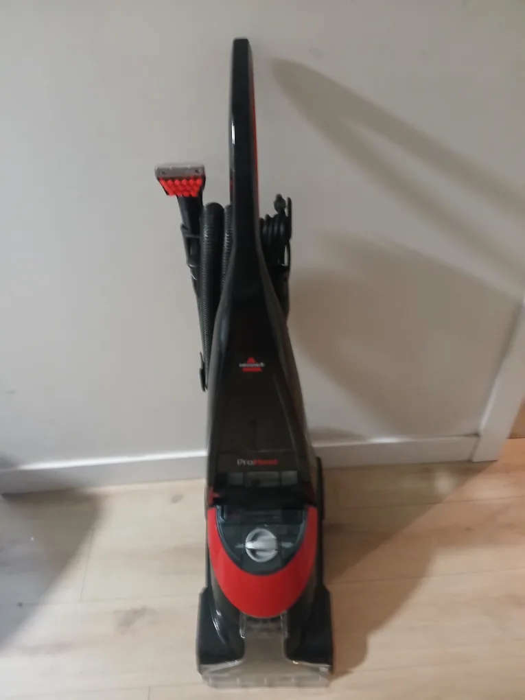 Bissell ProHeat Carpet Cleaner thumbnail