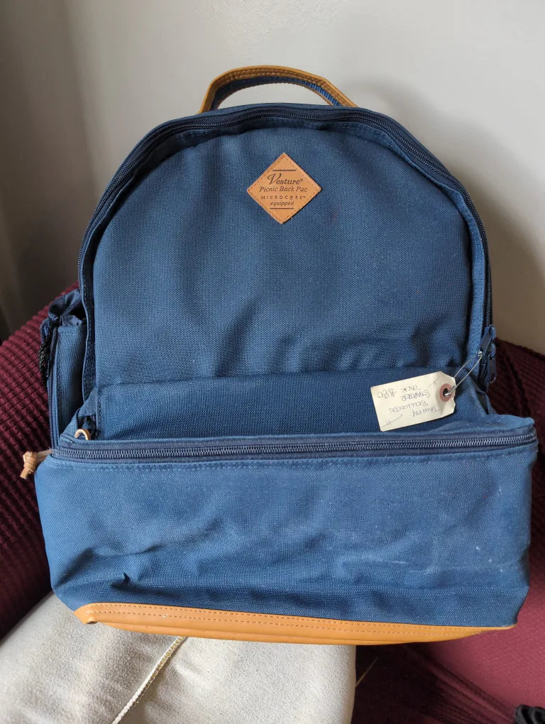 Romantic Picnic Backpac cooler for 2🇨🇦 image indicator(2)