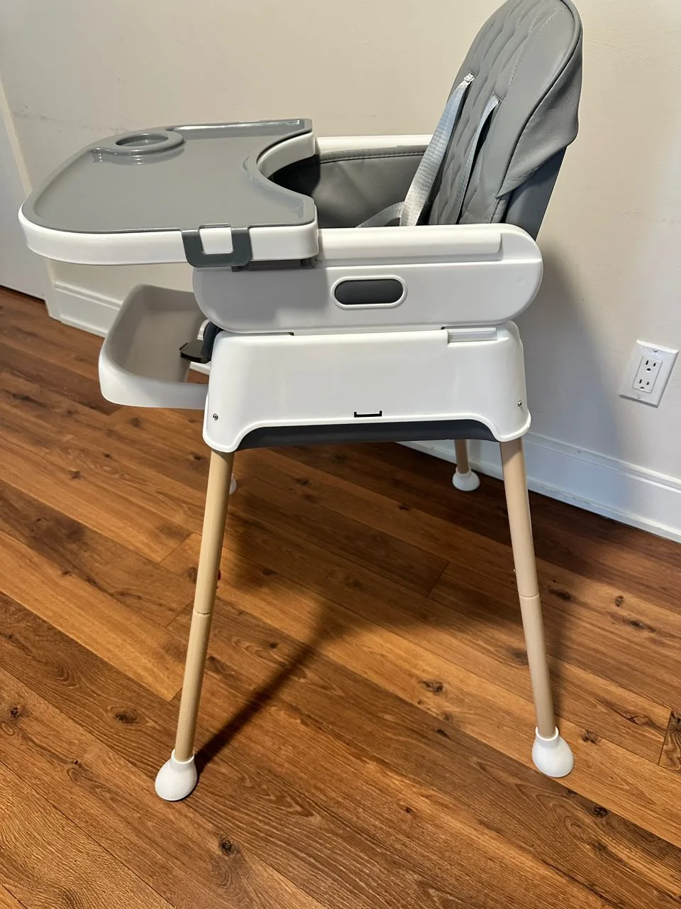 High Chair - Grey image indicator(4)