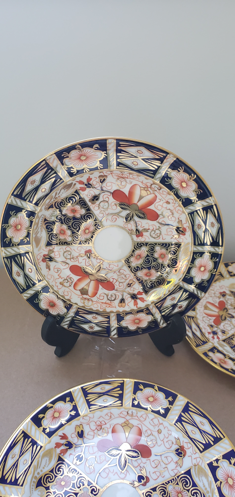 Royal Crown Derby Plate 7"
