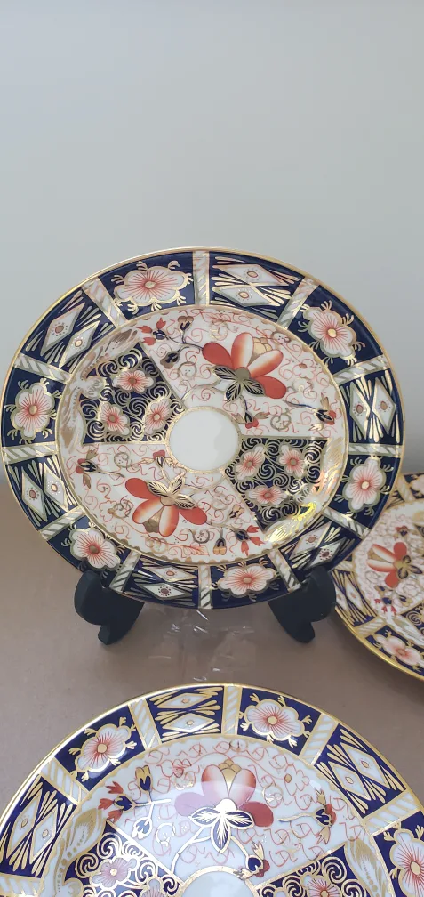 Royal Crown Derby Plate 7" thumbnail