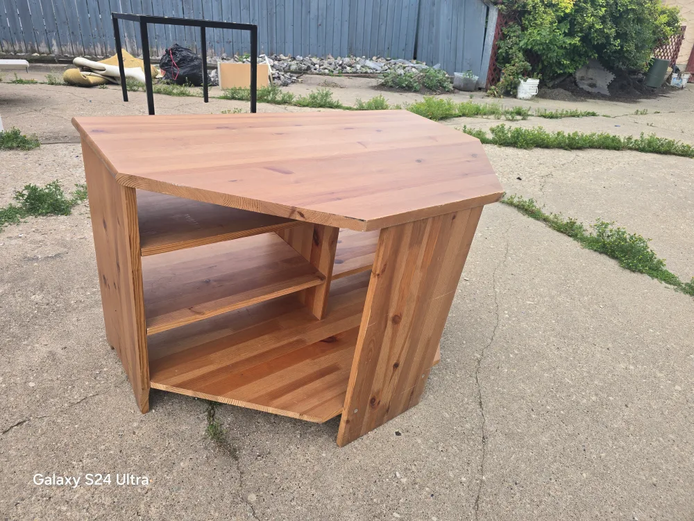 Wooden Corner Shelf Unit image indicator(5)