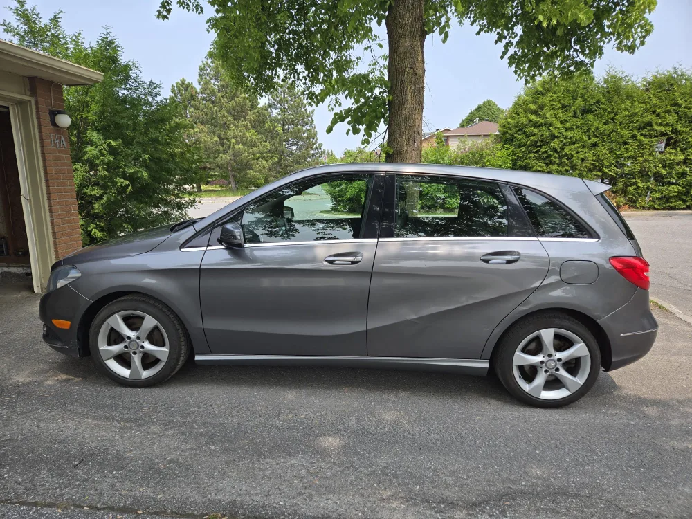 Mercedes-Benz B 250 2013🇨🇦 image indicator(2)