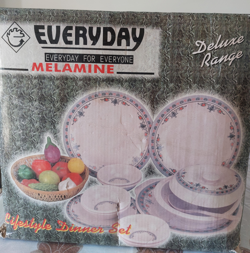 Everyday Melamine 31-Piece Dinner Set - Deluxe Range