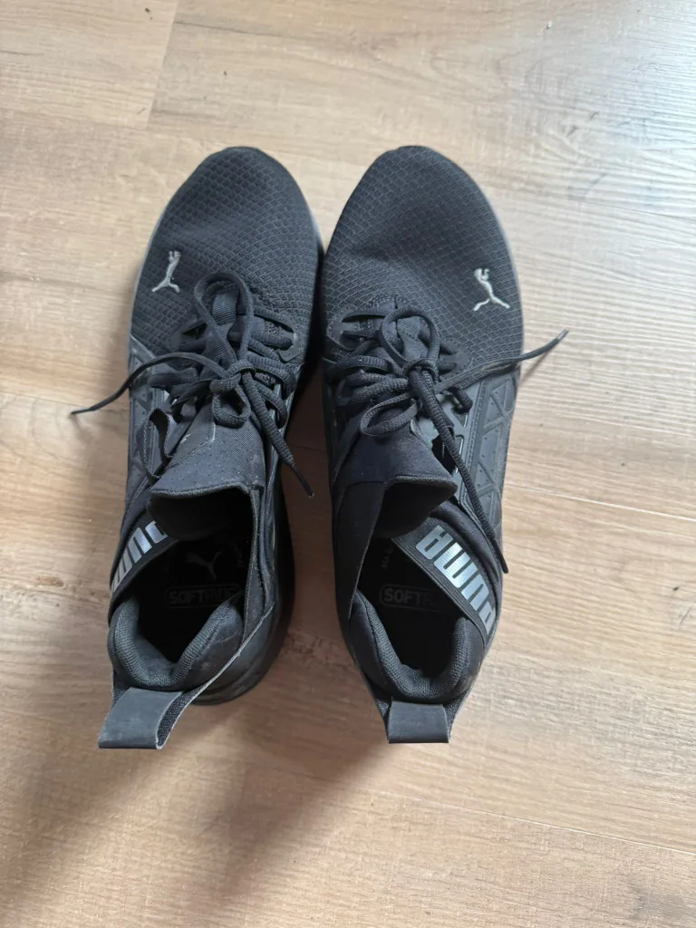Puma Softride Black Sneakers thumbnail