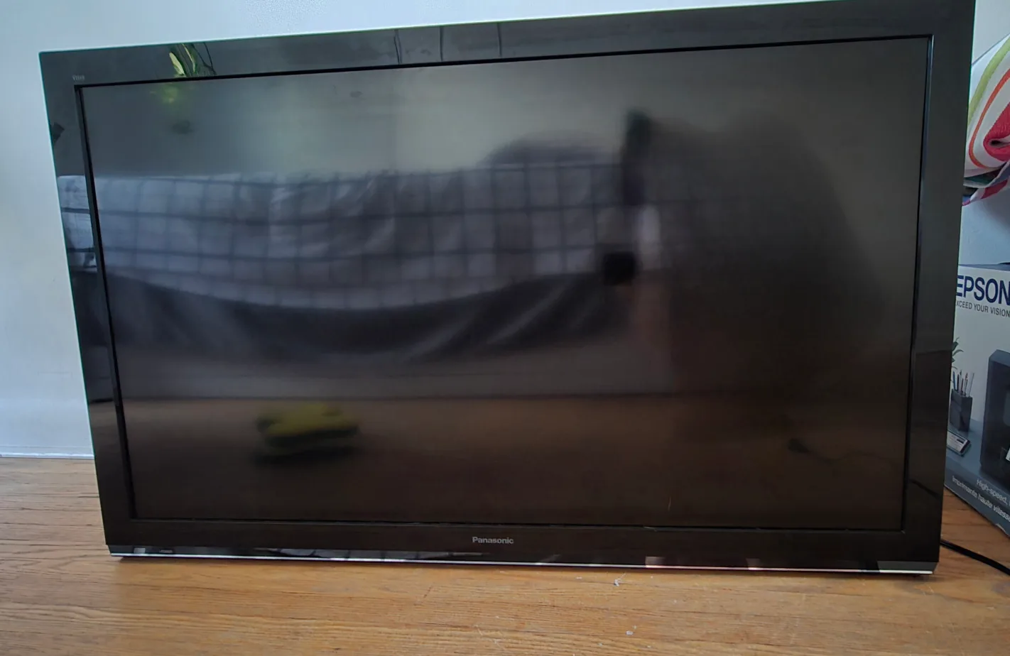 Panasonic 37" LCD TV thumbnail