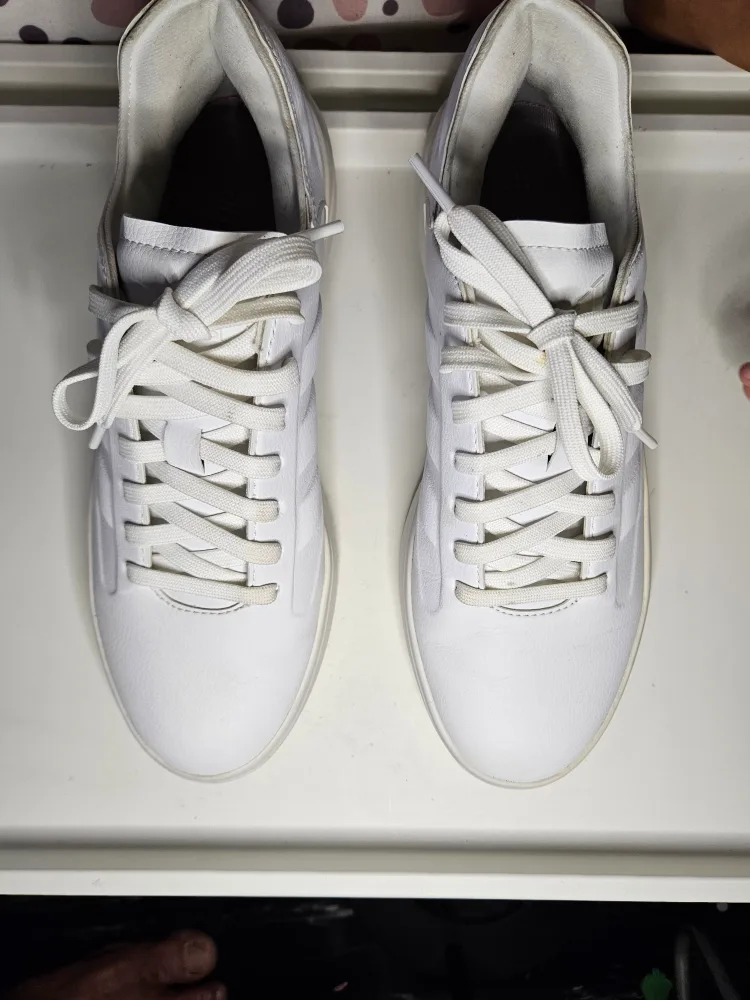 Adidas Lightmotion White Sneakers image indicator(4)