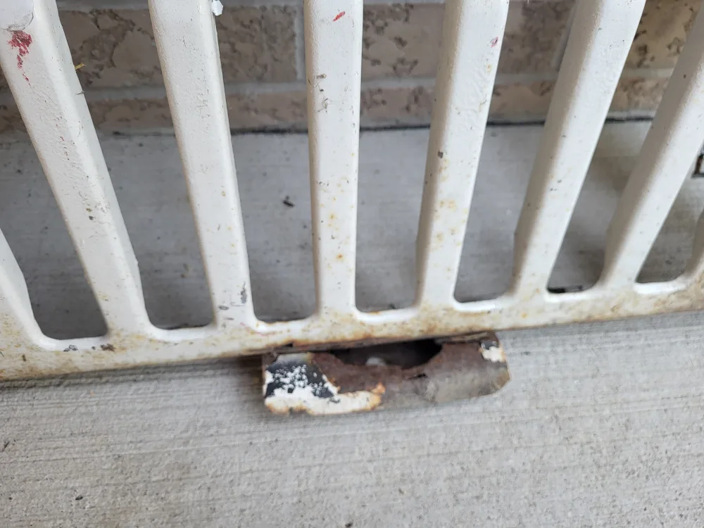 Jeep Wrangler YJ Grill - For Parts/Repair image indicator(4)