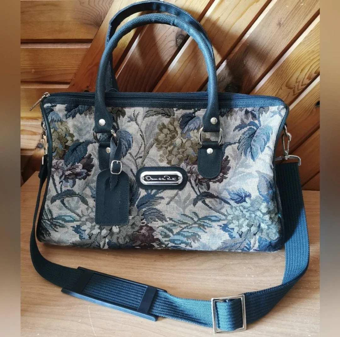Vintage Oscar De La Renta Bag thumbnail