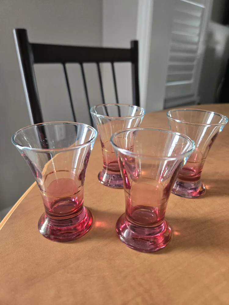 Set of 4 Pink Shot Glasses thumbnail