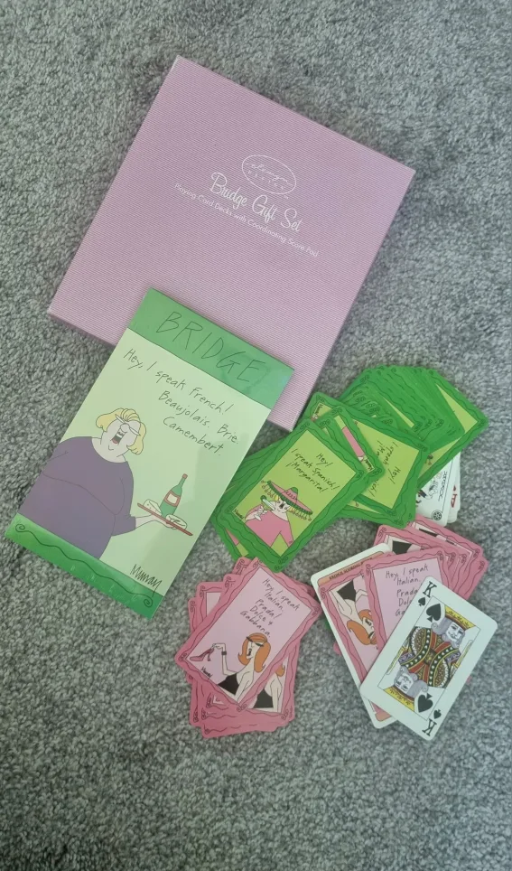 Bridge Gift Set - Playing Cards with Score Pad thumbnail
