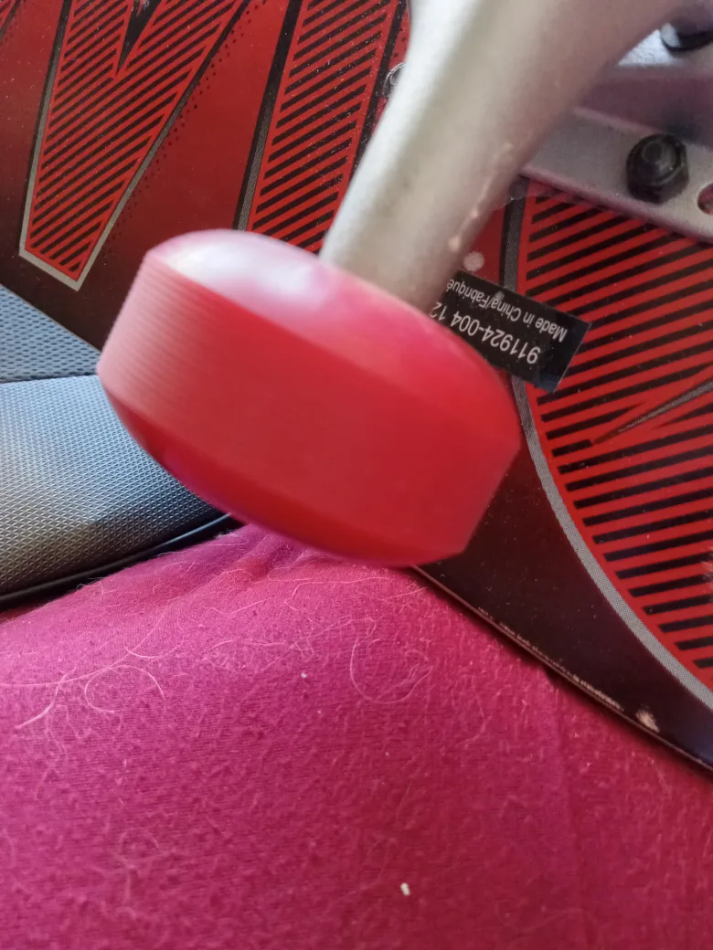 Used Red Skateboard image indicator(8)