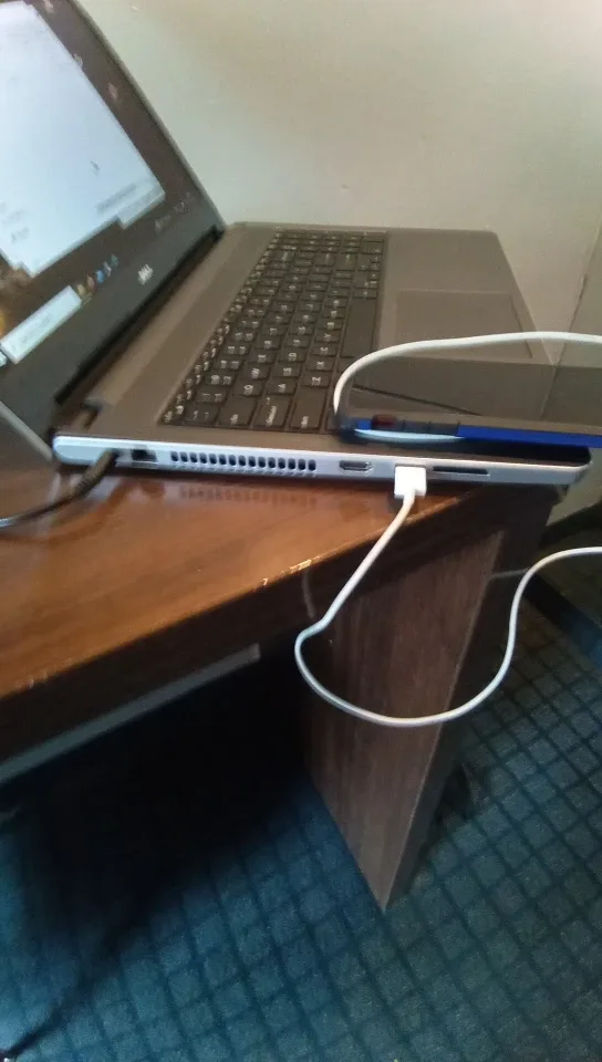 Dell Inspiron Touchscreen 17" Laptop. thumbnail