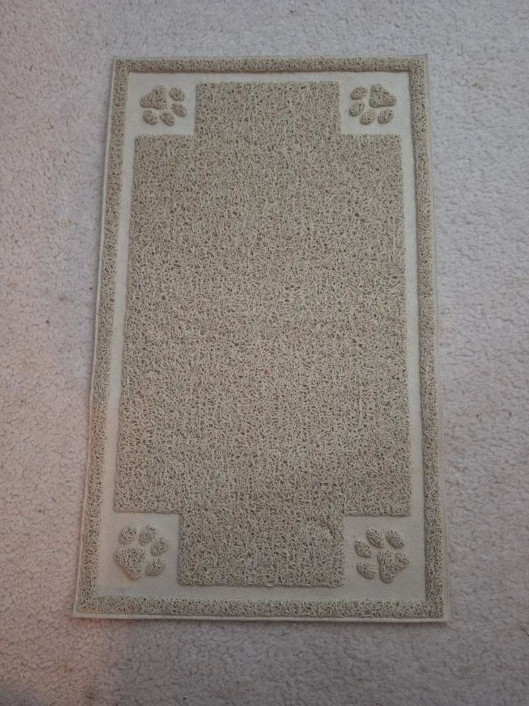 Mat with Paw Prints 🐾 thumbnail