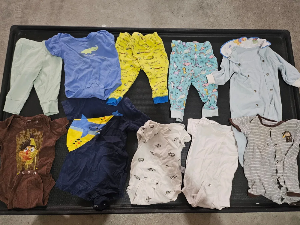 Baby Clothes Bundle - 1 yr old and under thumbnail