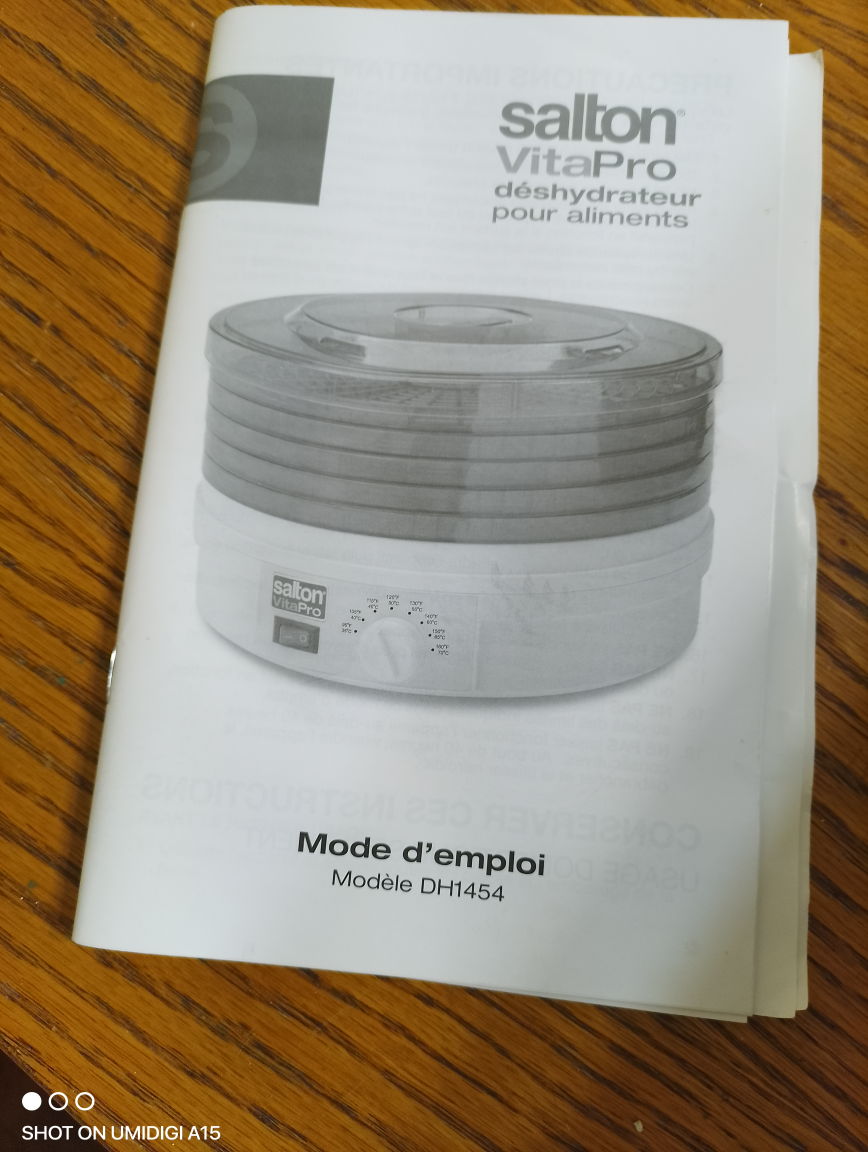 Salton VitaPro Food Dehydrator DH1454 - New in Box - photo 3