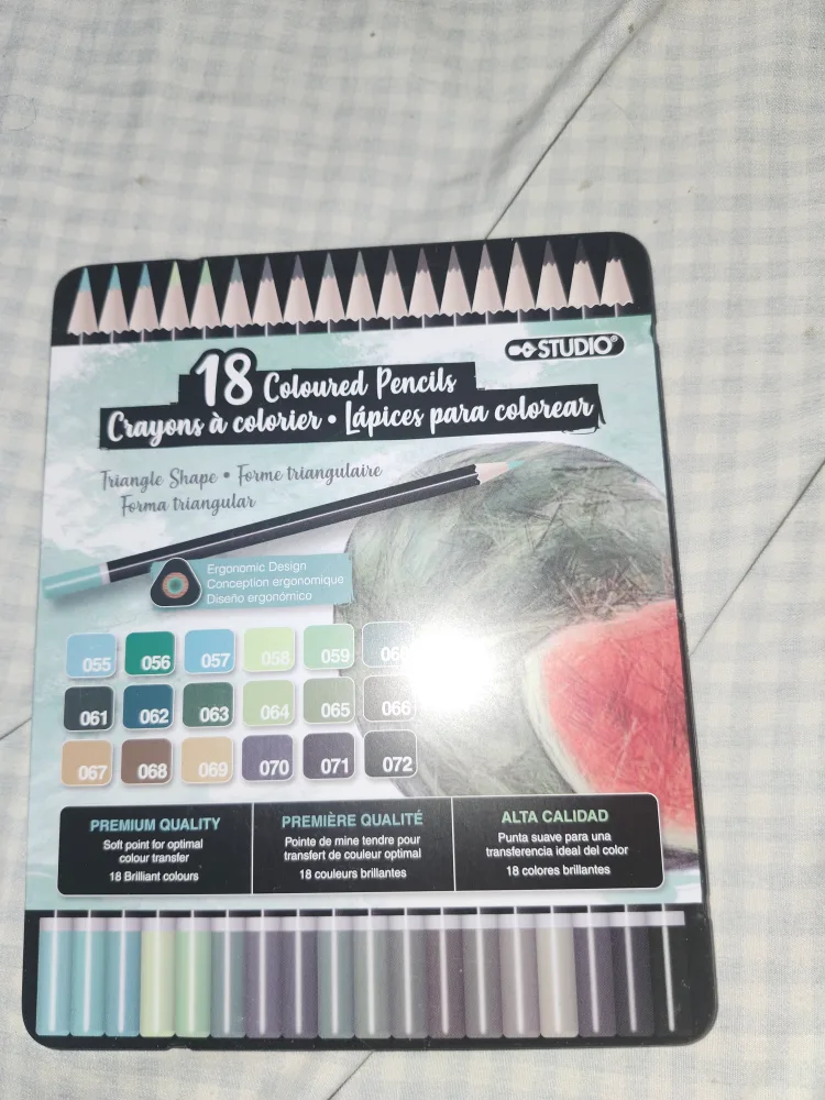 Studio 18 Coloured Pencils - New image indicator(6)