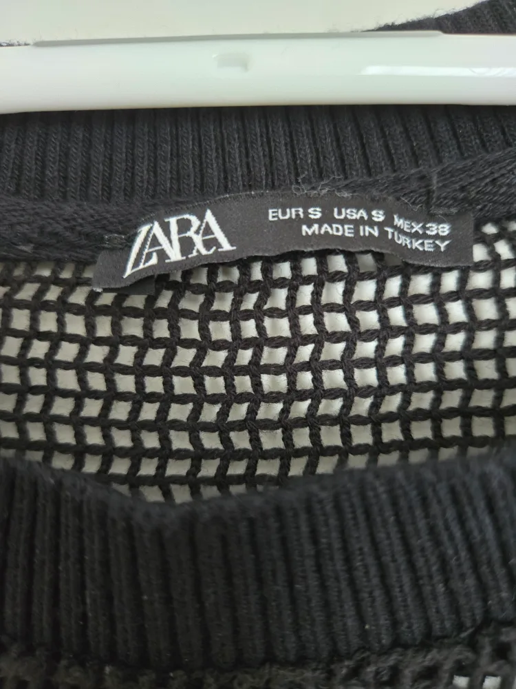 Zara Black Mens Mesh Sleeveless Top - Size S image indicator(2)