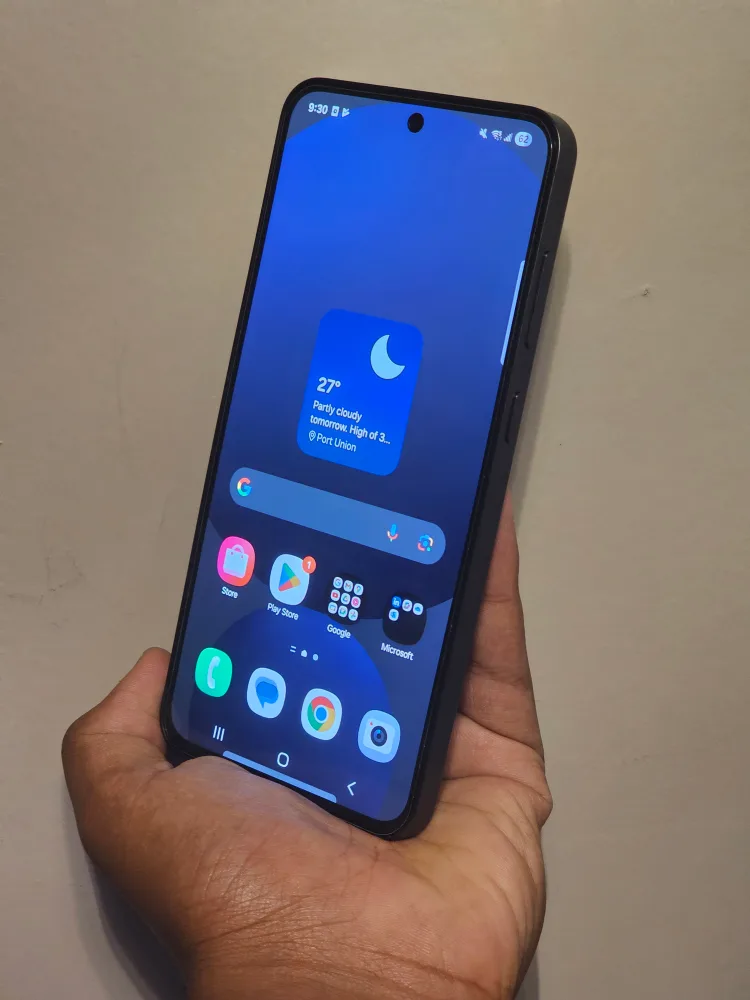 S24 FE - 128 GB - Clean Phone thumbnail