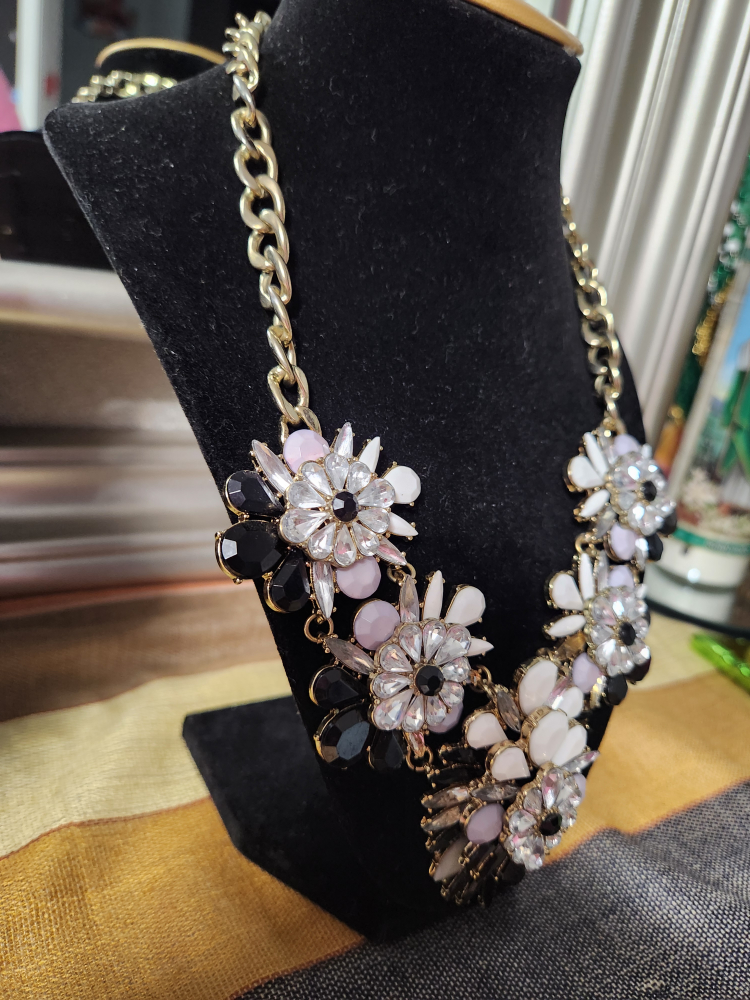 Flower Statement Necklace - Black, White, Gold - photo 3