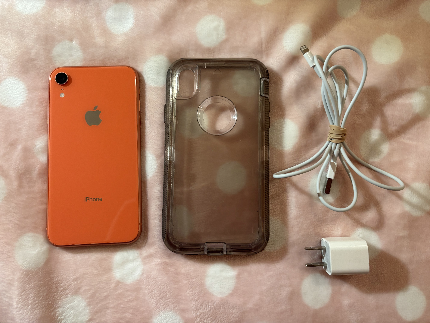 Unlocked iPhone XR 64GB - photo 2